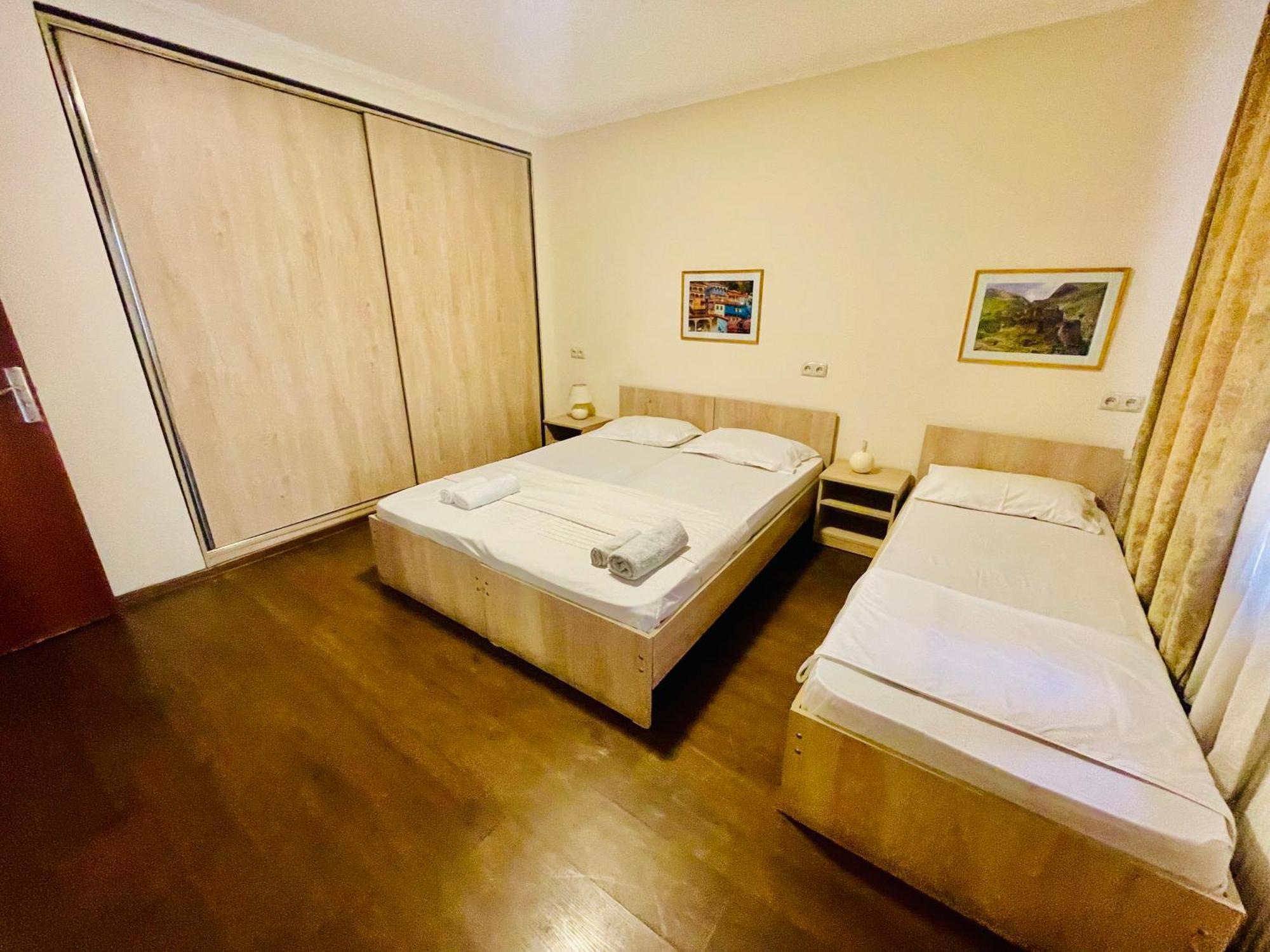 Hotel Klarastan Bon Voyage Tbilisi Eksteriør bilde