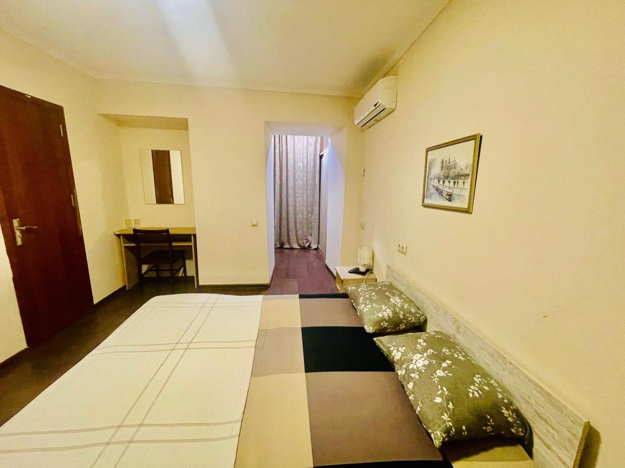 Hotel Klarastan Bon Voyage Tbilisi Eksteriør bilde