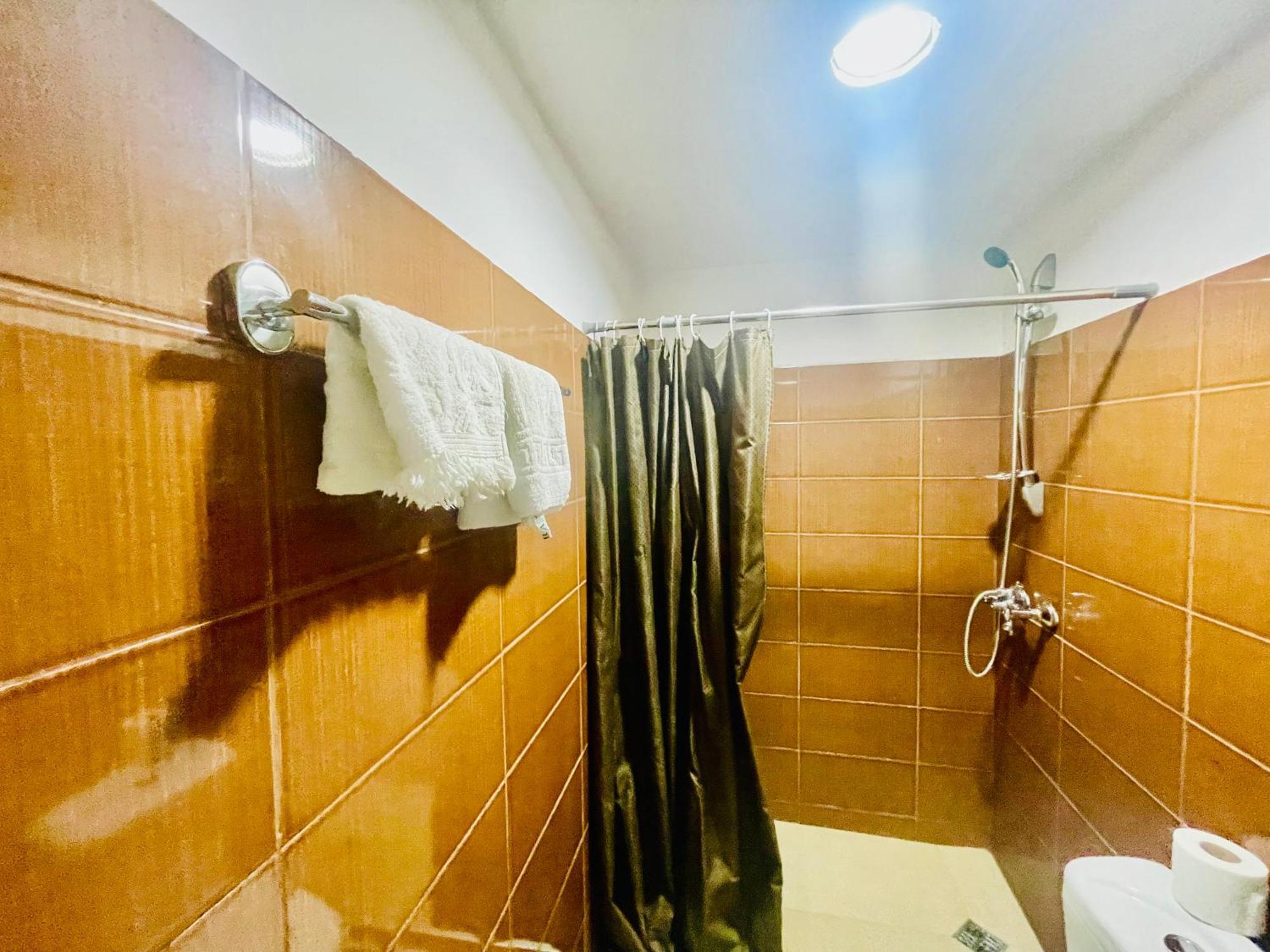 Hotel Klarastan Bon Voyage Tbilisi Eksteriør bilde