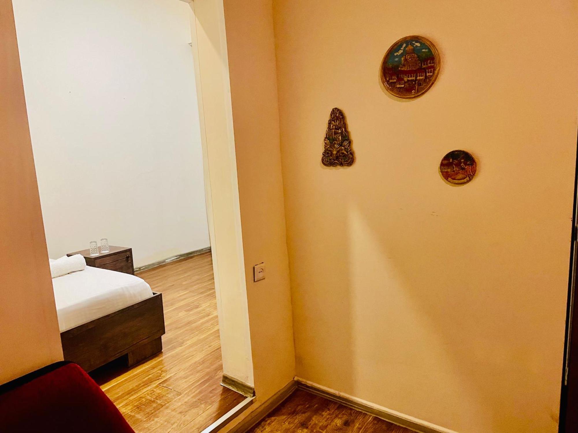 Hotel Klarastan Bon Voyage Tbilisi Eksteriør bilde